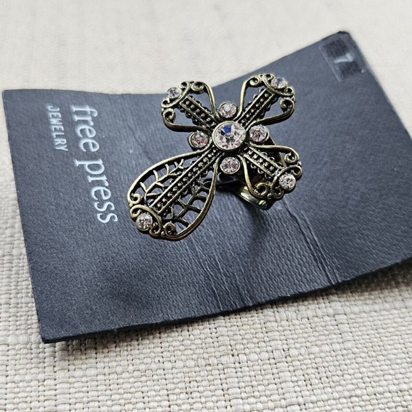 Free Press Ring Women Fashion Ring Gold Tone vintage Style Size adjustable 7-8 - Picture 3 of 10